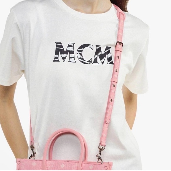 MCM Aren Buckle Strap in Blossom Pink Visetos monogram coated nappa leather. - Picture 2 of 5